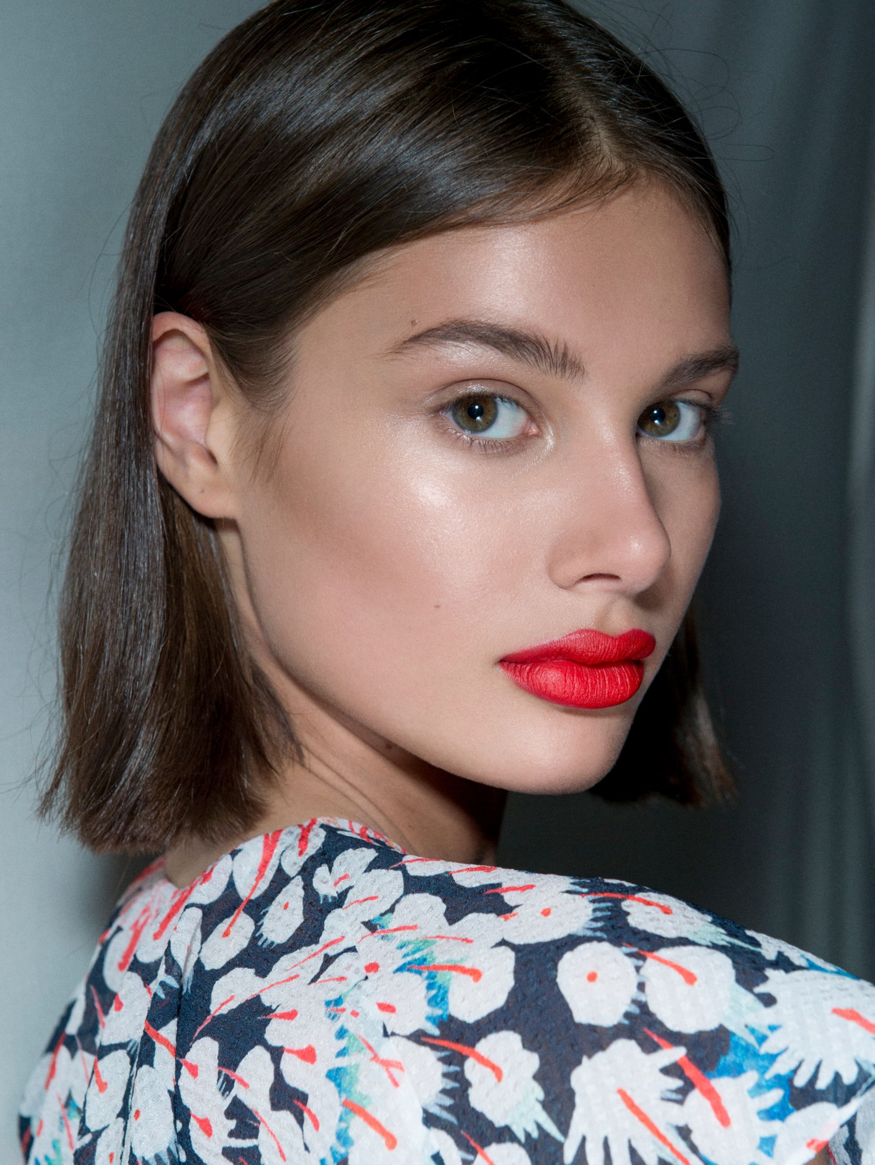 The Charlotte Tilbury Lfw Ss18 Makeup Look That Suits Everyone