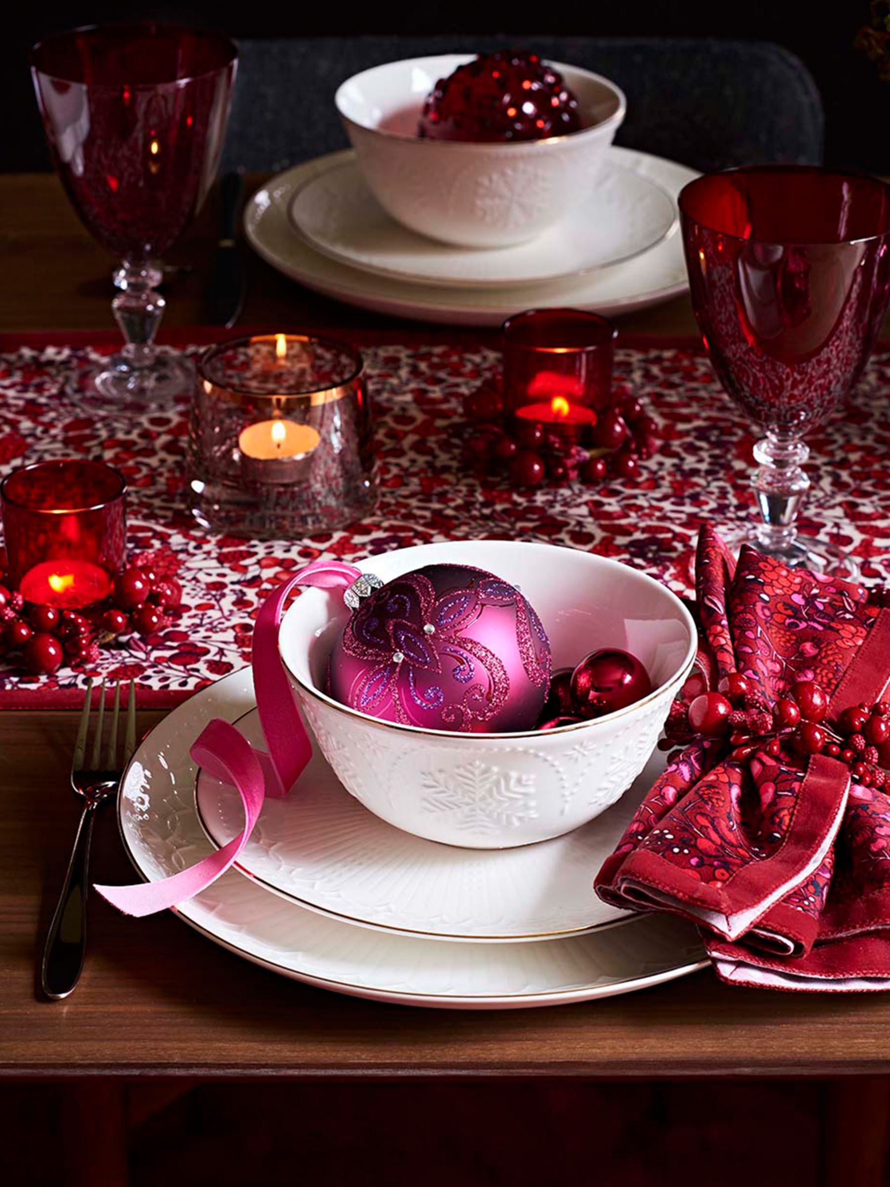 Christmas table ideas for a more inspirational family get-together